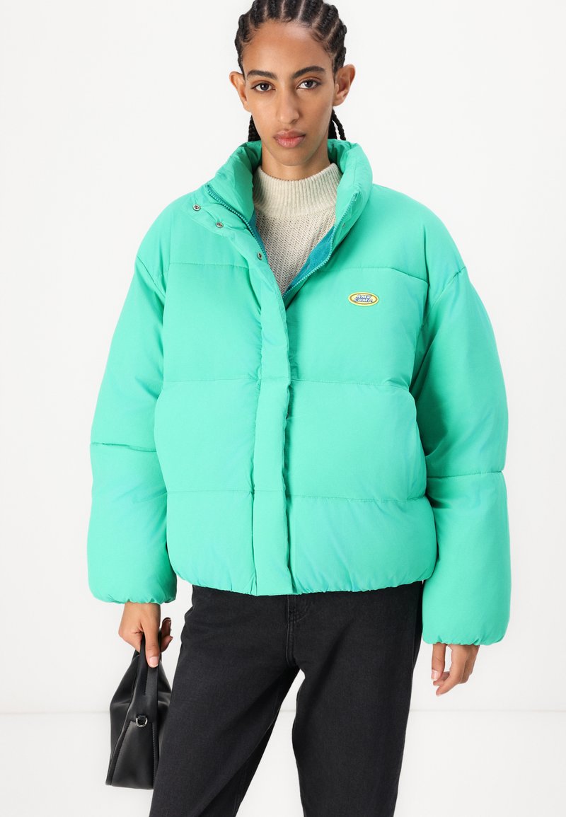 Veste Varsity de pom-pom girl brodée pour femmes vintage des années 80 - M – Rokit Veste Varsity de pom-pom girl brodée pour femmes vintage des années 80 - M – Rokit