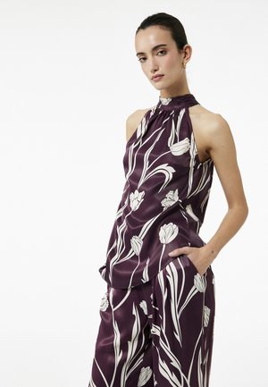 Blus - bordeux design