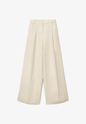 Pantalon beige à jambes larges avec passants de ceinture, détails de couture à l’avant et fermeture avant dissimulée.
