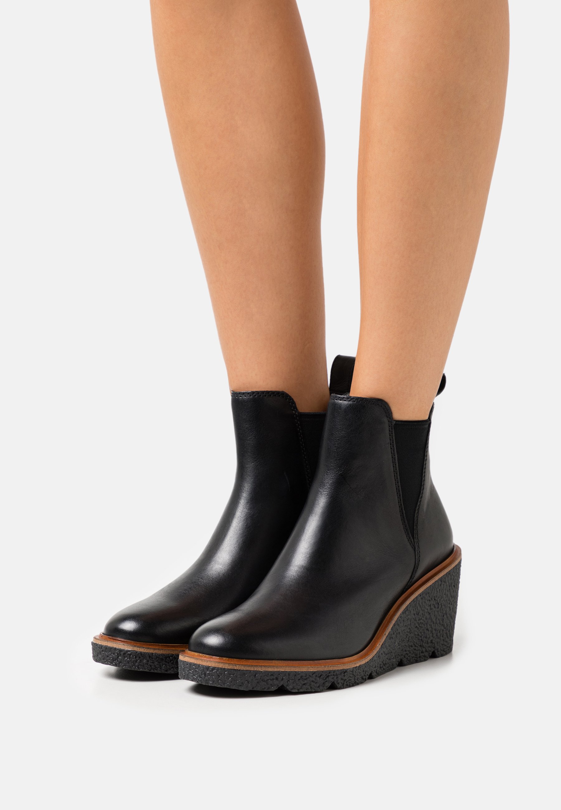 clarks wedge boots