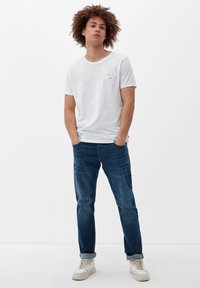 QS RICK - Straight leg jeans - tiefblau