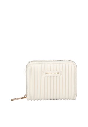 Portefeuille compact de couleur crème avec texture côtelée verticale, fermeture éclair dorée et plaque logo "pierre cardin" sur le devant.