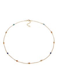 Guld kædedyse med varierende ædelsten i orange, blå og turkis, jævnt fordelte langs kæden, med en låseanordning.