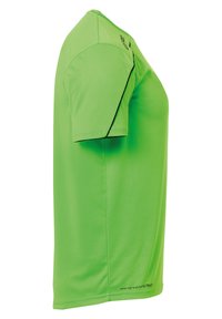 Korte mouwen groene sportshirt met een lichte, gladde textuur en zwarte accenten op de schoudernaad en het merklogo.