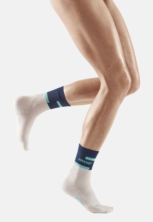 CEP THE RUN COMPRESSION SOCKS MID CUT WOMEN - MADE IN GERMANY - Sports socks - blue off white