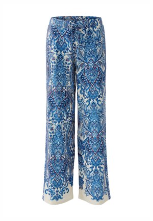 Weit geschnittene Hose mit blauem und lila filigranem Blumen-Paisley-Muster auf weißem Hintergrund, mit einem Tunnelzugbund.