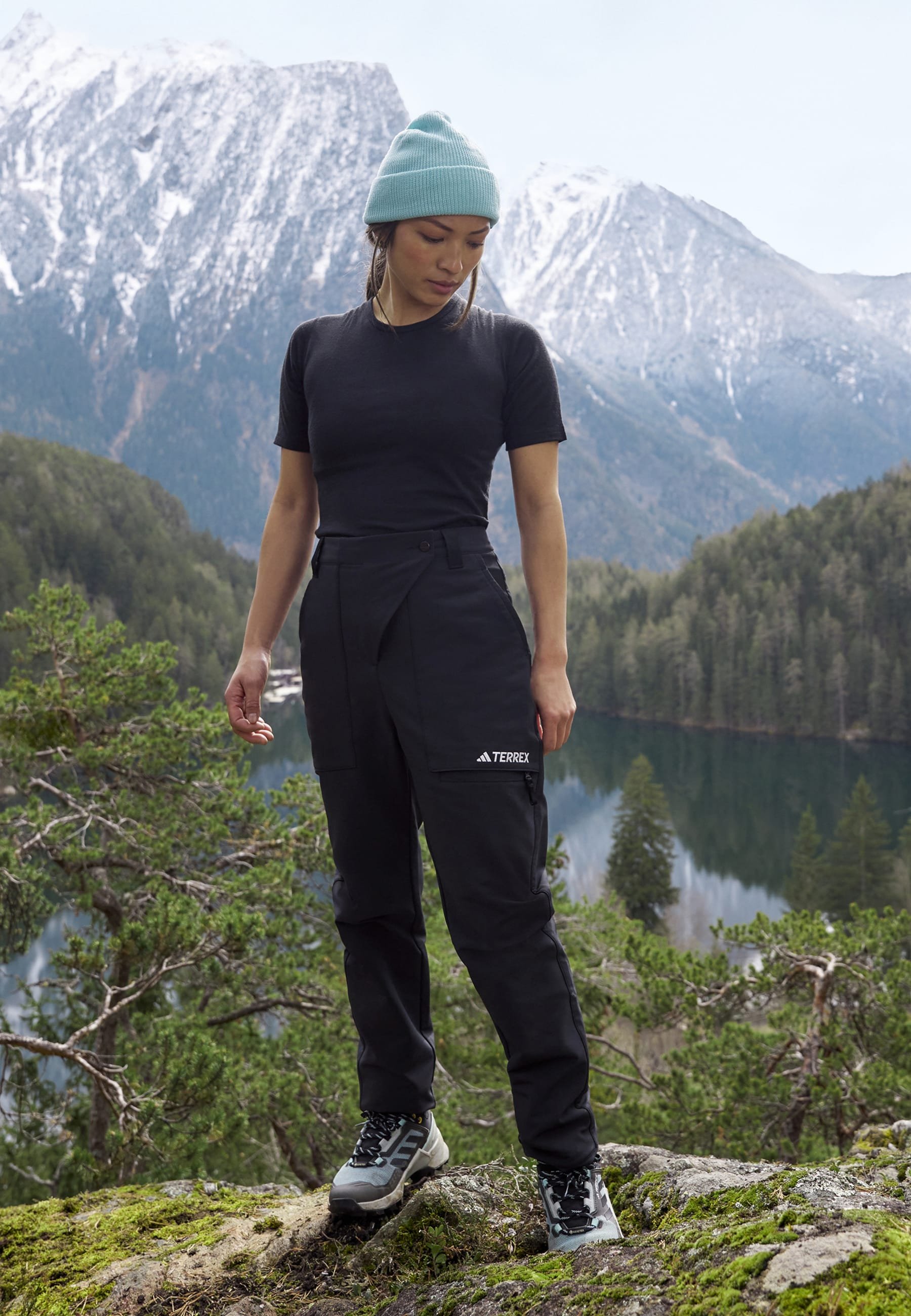 Adidas Terrex XPERIOR MERINO 200 BASE LAYER SHORT SLEEVE - Sports T-shirt -  black - Zalando.co.uk