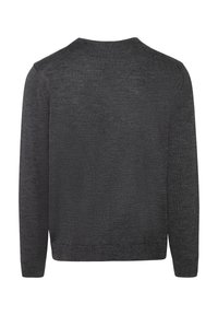 Dunkelgrauer, leichter Pullover mit langen Ärmeln, rundem Ausschnitt und gerippten Bündchen und Saum. Weiche Textur mit minimal sichtbarem Muster.