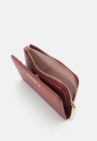 Coccinelle Wallet - bordeaux
