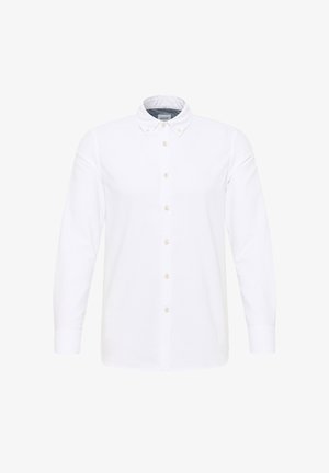 Biała koszula z długim rękawem wykonana z bawełny, z kołnierzykiem zapinanym na guziki, listwą frontową z beżowymi guzikami oraz detalem z logo na klatce piersiowej.