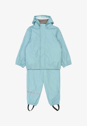 Hellblaues, wasserdichtes Kinder-Regenjacken- und Hosen-Set mit Kapuze, elastischen Bündchen und Fußriemen für den Schutz im Freien.