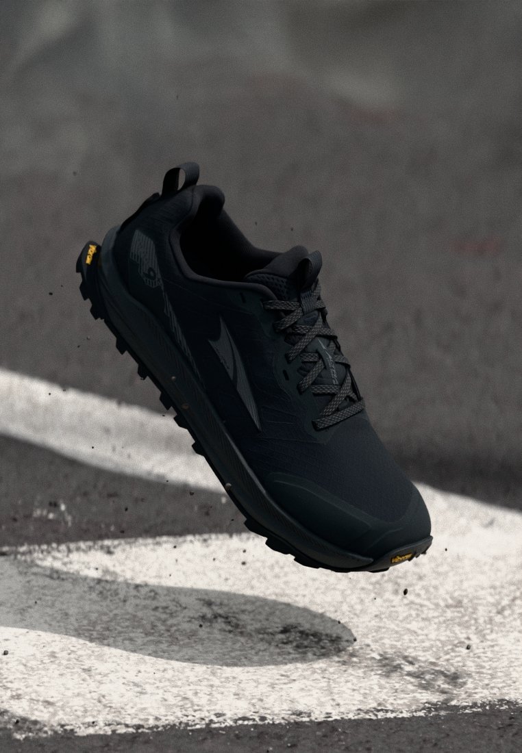 LONE PEAK 9+- Trail running shoes - black