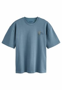 Blå bomulds T-shirt med korte ærmer, rund halsudskæring og broderet blomsterdesign på venstre side. Casual pasform og glat struktur.