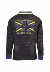 Langearmige shirt in marineblauw met een bladmotief. Heeft een grafische afbeelding van de Britse vlag en de tekst "J&JOY" in geel op de achterkant. Grijze kraag en manchetten.