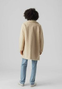 Vero Moda VMKYLIE - Zimní kabát - oatmeal