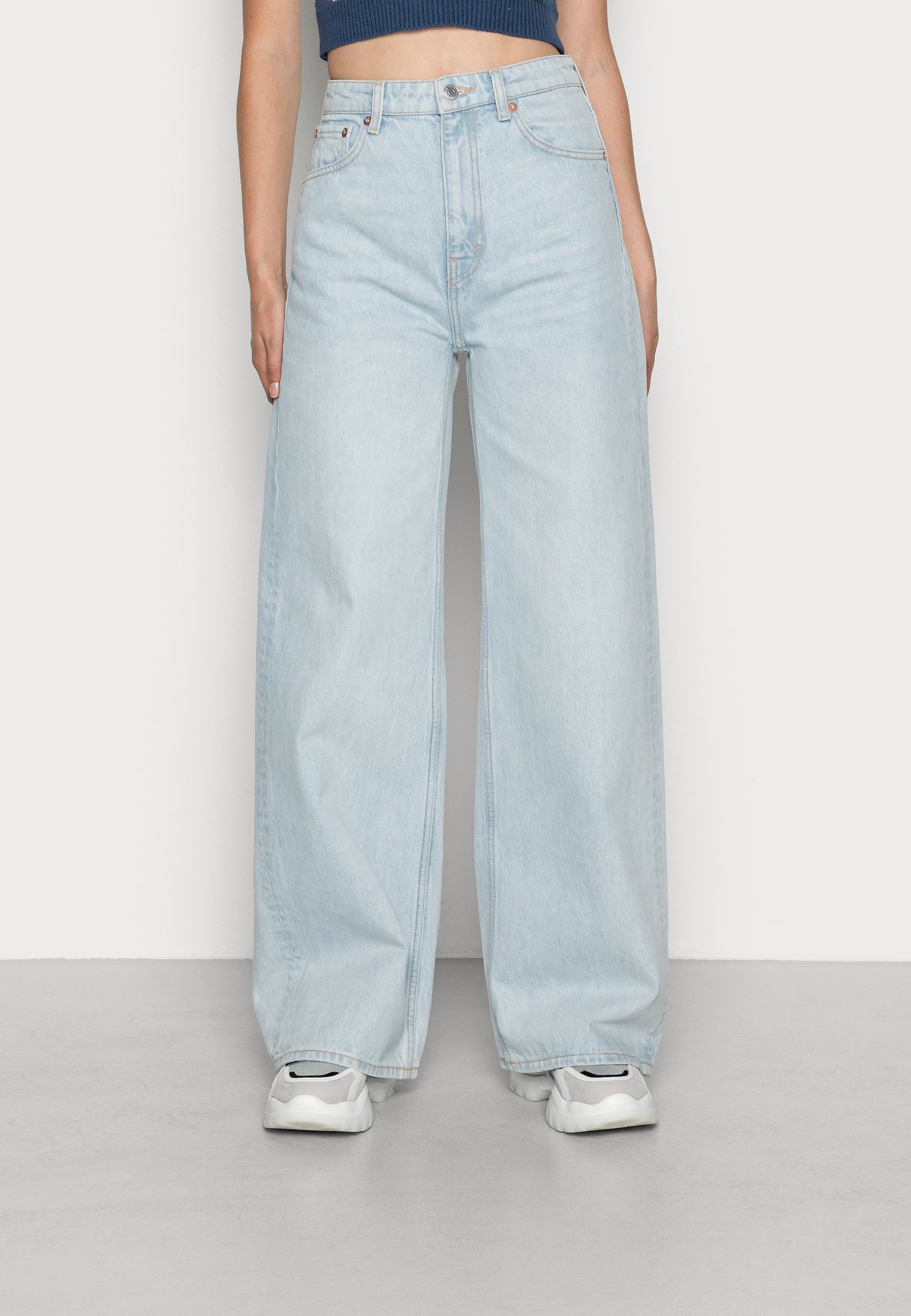 Weekday ACE HIGH WIDE - Flared Jeans 