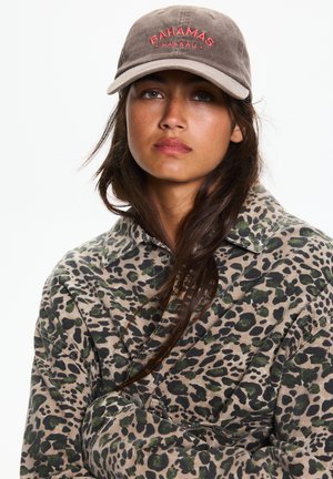 Cap - brown