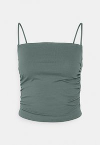 Top de alças ajustado em verde escuro, feito de uma mistura de algodão. Apresenta alças finas e franzido lateral para um ajuste personalizado. Textura suave.