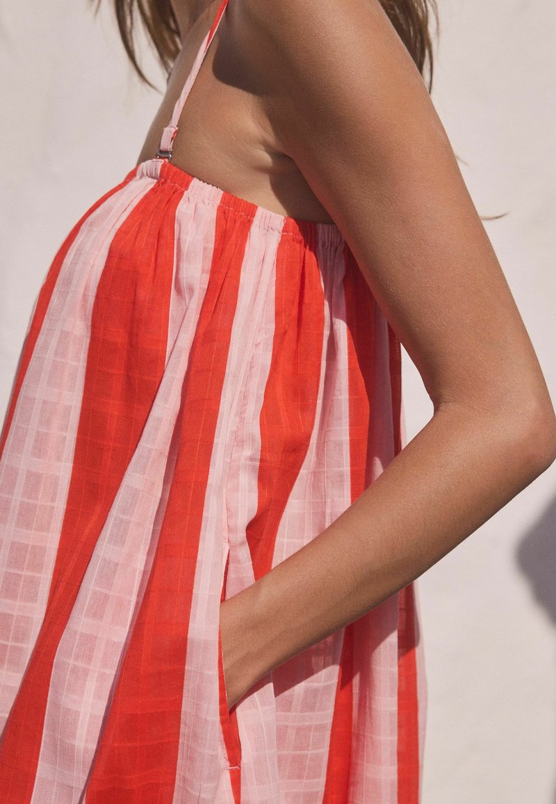 Next REGULAR FIT - Denní šaty - red pink stripe