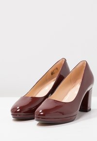 Clarks Platoo-avokkaat - red