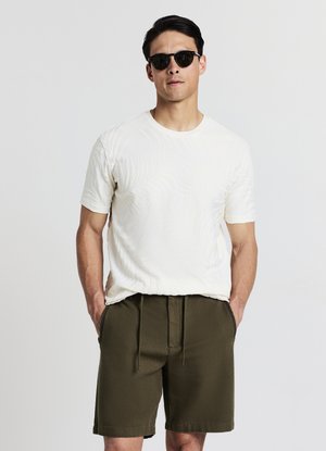 Calliope COULISSE RICAMO TASCA  - Shorts - verde militare