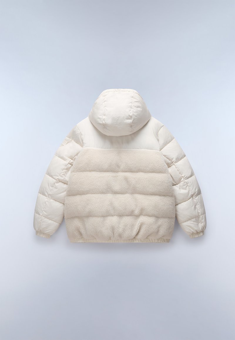 Giacca imbottita color crema, con un retro in pile testurizzato, cappuccio, polsini elasticizzati e un taglio leggermente corto, che offre calore e stile.