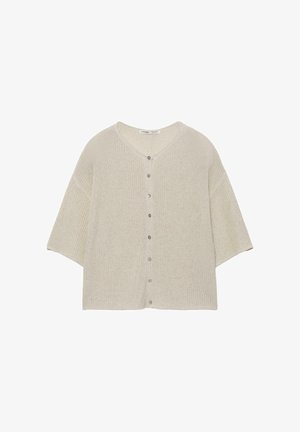 Beiger gestrickter Kurzarm-Cardigan mit V-Ausschnitt und sechs Knöpfen vorne, lockere Passform und strukturierter Stoff.