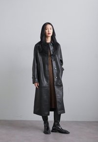 Rodebjer AIDA - Klasický kabát - black