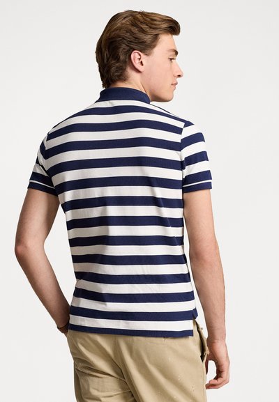 Polo Ralph Lauren CUSTOM SLIM FIT STRIPED MESH POLO SHIRT - Poloskjorter - deckwash white/newport navy