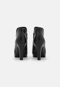 Tamaris High Heel Stiefelette - black matt