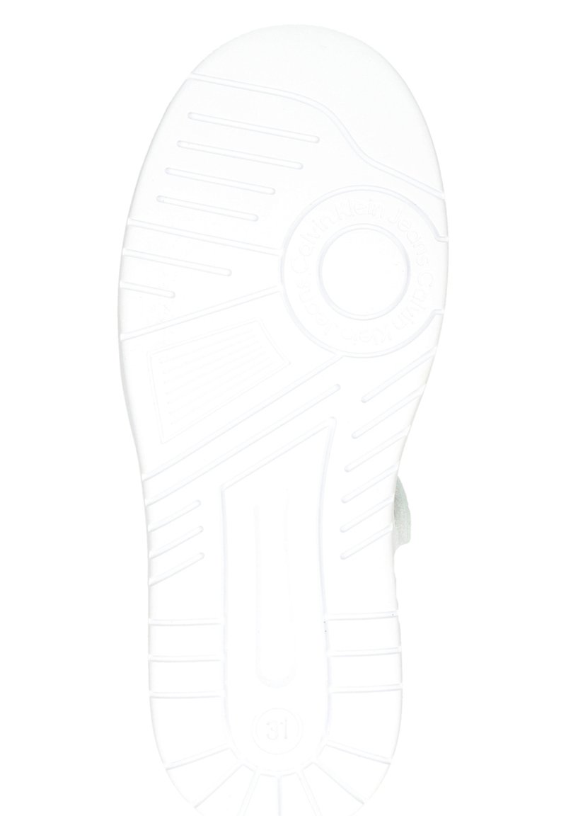 Suola di sneaker bianca, con una superficie strutturata e motivi di presa, dettaglio del logo circolare e bordi scanalati per una migliore aderenza.