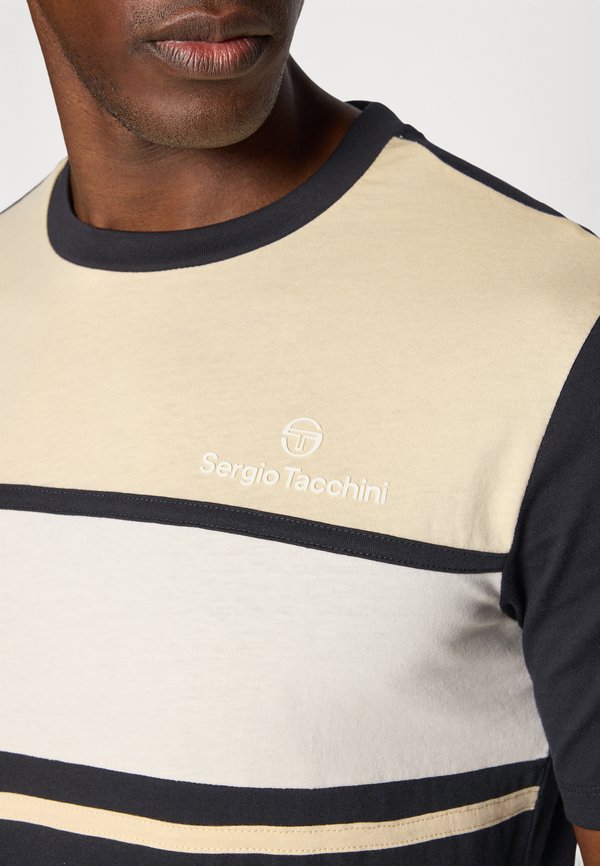 ARPA - Print T-shirt3