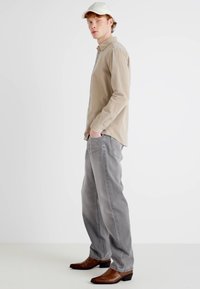 Thumbnail Image 2