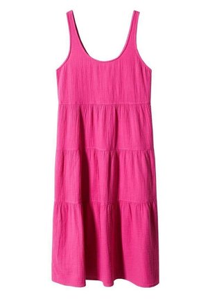 Robe midi sans manches rose vif avec des sections superposées et un décolleté arrondi.