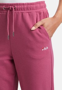 Fila BUETZOW - Pantaloni sportivi - red violet