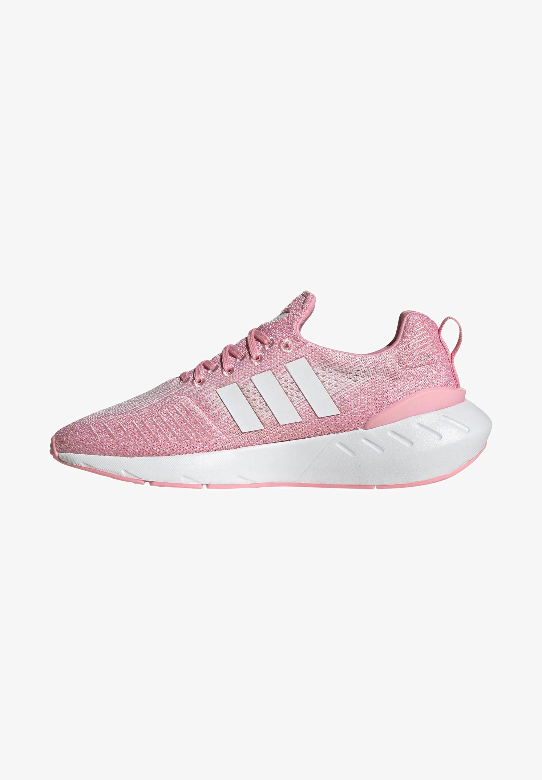 Originals swift run sneakers in pink multi Clearance