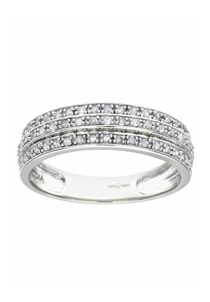 Strieborný prsteň s tromi horizontálnymi radmi malých, guľatých jasných drahokamov, s lesklým povrchom a hladkým vnútorným povrchom.