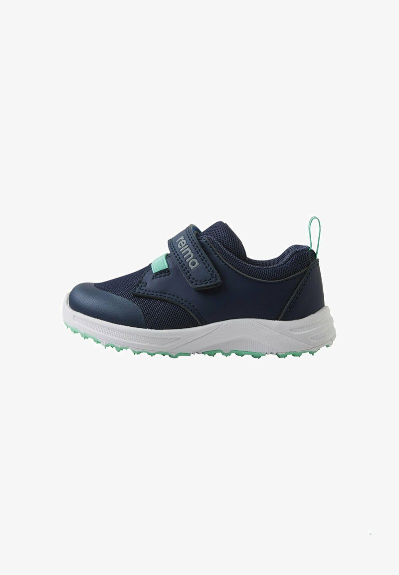 Sneaker per bambini blu navy con dettagli verde menta, cinturino regolabile, tomaia in mesh, linguetta tirante e suola bianca con grip sagomati.