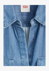 Valgt, crushed berry tint – medium indigo