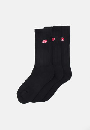 ESSENTIALS CUSHIONED CREW SOCKS PATCH LOGO 3 PACK - Ponožky - black