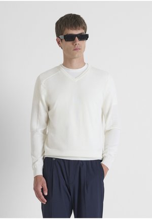 REGULAR FIT - Trui - white