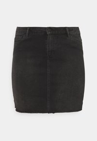 Schwarzer Denim-Minirock mit Gürtelschlaufen, vorderem Knopf, Reißverschlussverschluss und vorderen Taschen, mit rohem Saum.