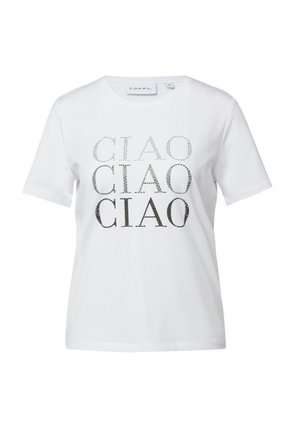 Weißes T-Shirt mit kurzen Ärmeln und rundem Ausschnitt, auf der Vorderseite dreimal das Wort "CIAO" in metallisch besetzten Buchstaben.