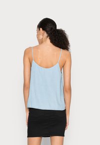 ONLY ONLPEMA CAMMI SINGLET - Top - light blue denim