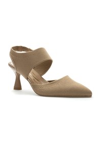 Talons slingback en tricot beige avec bout pointu, sangle large réglable et un talon en cône de 6,5 cm. Surface texturée et design minimaliste.