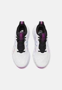 ASICS GEL-NIMBUS 26 - Zapatillas running asfalto - white/soothing sea