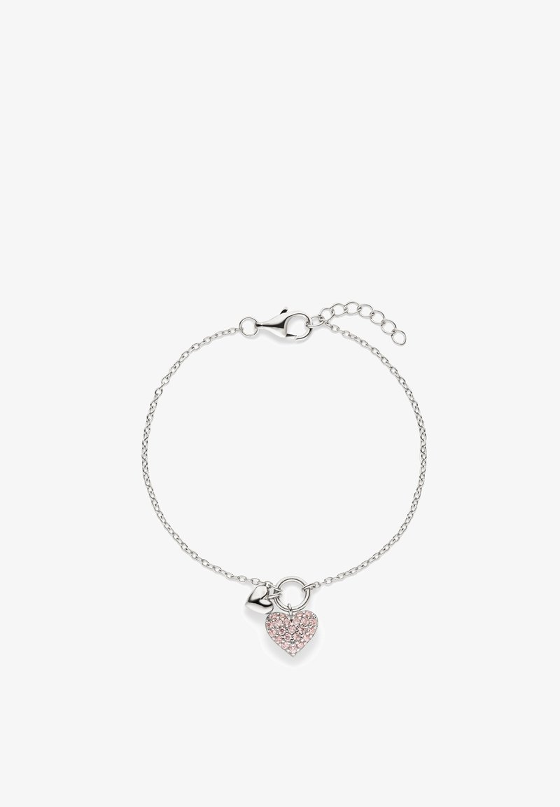 Sølvkædearmbånd med hummerlås og to hjerteformede vedhæng, hvoraf det ene er besat med små lyserøde sten.