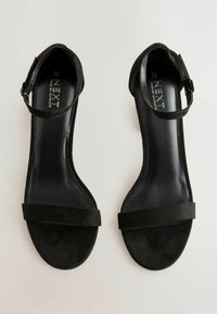 Augstpapēžu sandales - new black