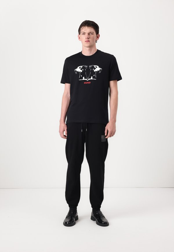 DOBERO - Print T-shirt2