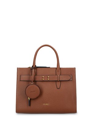Braune Lederhandtasche mit zwei Griffen, einem horizontalen dekorativen Riemen mit goldenen Nieten und einem runden, befestigten Münzbeutel der Marke „PICARD“.